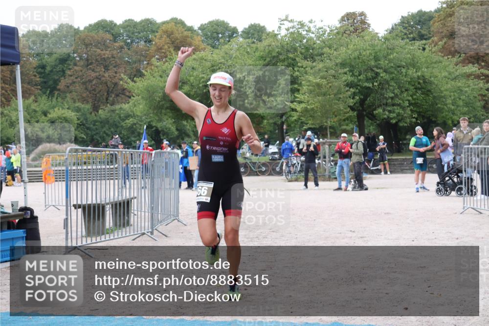 14.09.2025 - Stadtparktriathlon Strokosch-Dieckow http://msf.ph/oto/8883515 14.09.2025 10:10:50 Ziel 466 meine-sportfotos.de