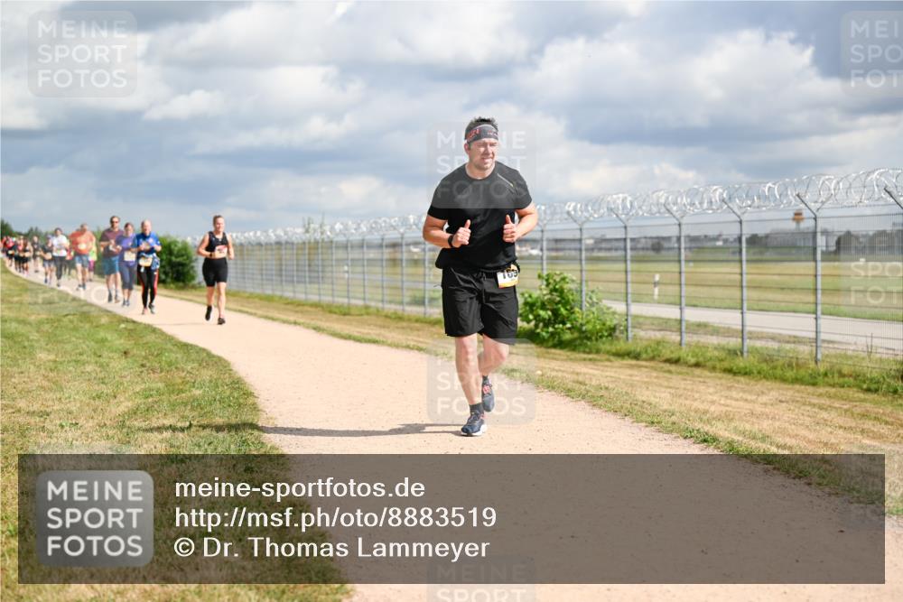 14.09.2025 - Airport Race Dr. Thomas Lammeyer http://msf.ph/oto/8883519 14.09.2025 12:37:37 Laufen  meine-sportfotos.de