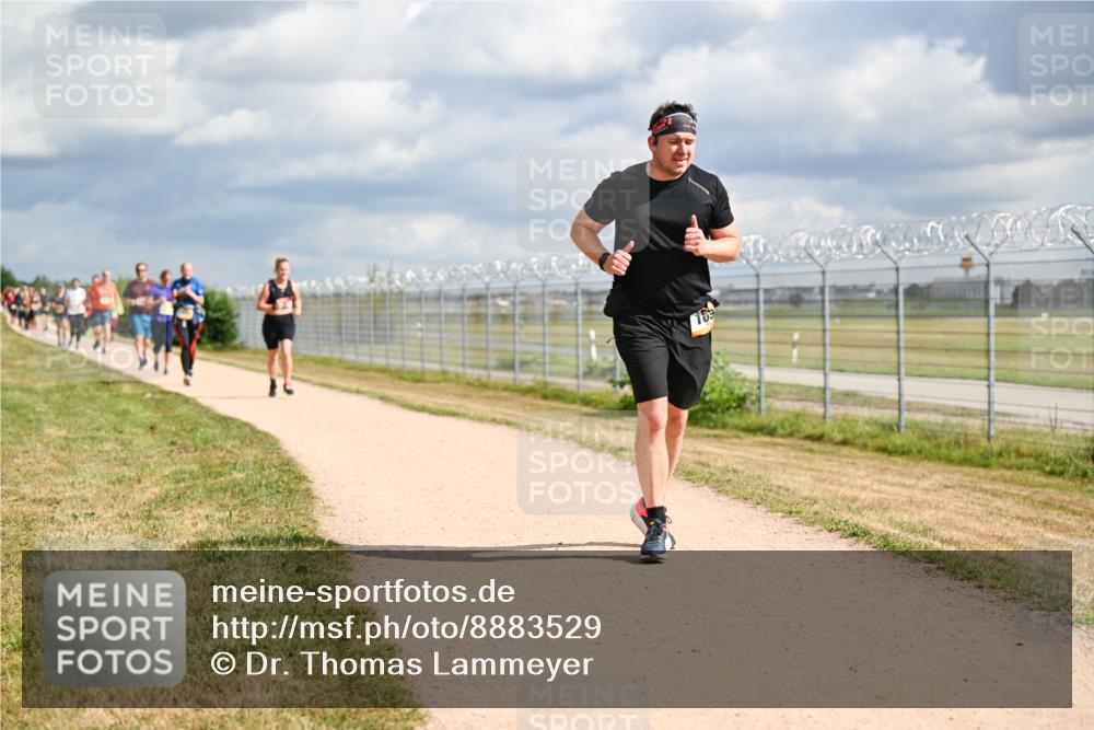 14.09.2025 - Airport Race Dr. Thomas Lammeyer http://msf.ph/oto/8883529 14.09.2025 12:37:38 Laufen  meine-sportfotos.de