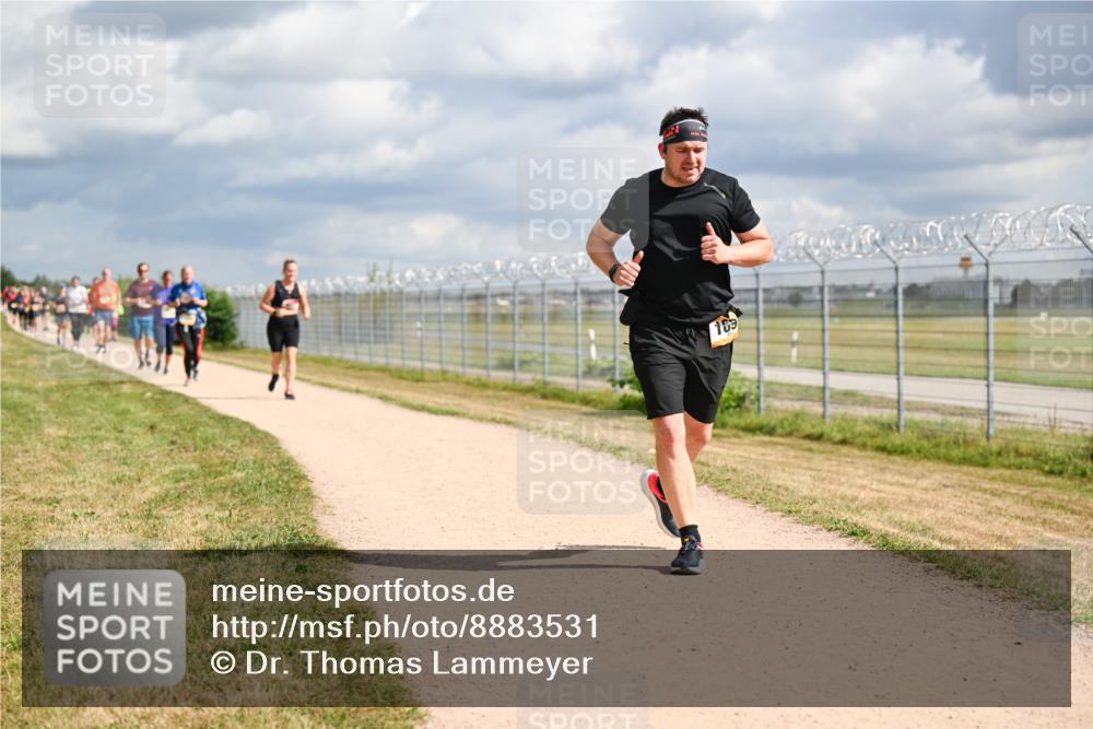 14.09.2025 - Airport Race Dr. Thomas Lammeyer http://msf.ph/oto/8883531 14.09.2025 12:37:38 Laufen 189 meine-sportfotos.de