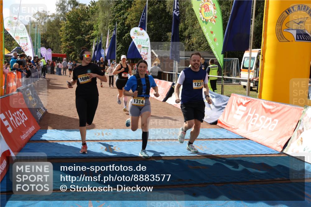 14.09.2025 - Airport Race Strokosch-Dieckow http://msf.ph/oto/8883577 14.09.2025 12:46:43 Ziel 28, 185, 337, 1233, 1314, 1586, 1670, 1686, 2028, 2139, 4078, 4079, 4080, 4207 meine-sportfotos.de