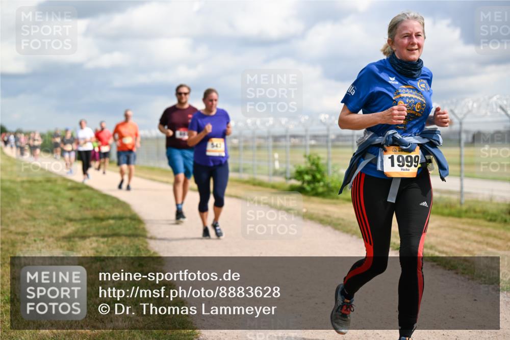 14.09.2025 - Airport Race Dr. Thomas Lammeyer http://msf.ph/oto/8883628 14.09.2025 12:37:48 Laufen 1999 meine-sportfotos.de