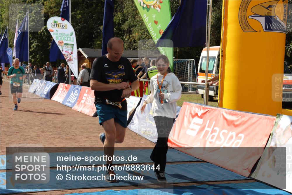 14.09.2025 - Airport Race Strokosch-Dieckow http://msf.ph/oto/8883644 14.09.2025 12:46:48 Ziel 28, 185, 337, 1585, 1586, 2028, 2123, 2139 meine-sportfotos.de