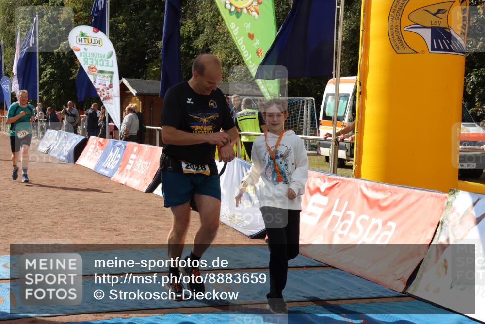 14.09.2025 - Airport Race Strokosch-Dieckow http://msf.ph/oto/8883659 14.09.2025 12:46:48 Ziel 28, 185, 337, 1585, 1586, 2028, 2123, 2139 meine-sportfotos.de