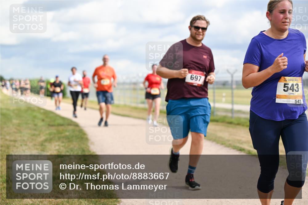 14.09.2025 - Airport Race Dr. Thomas Lammeyer http://msf.ph/oto/8883667 14.09.2025 12:37:51 Laufen 697, 543, 543 meine-sportfotos.de