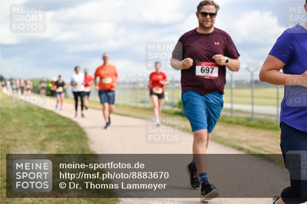 14.09.2025 - Airport Race Dr. Thomas Lammeyer http://msf.ph/oto/8883670 14.09.2025 12:37:51 Laufen 697 meine-sportfotos.de