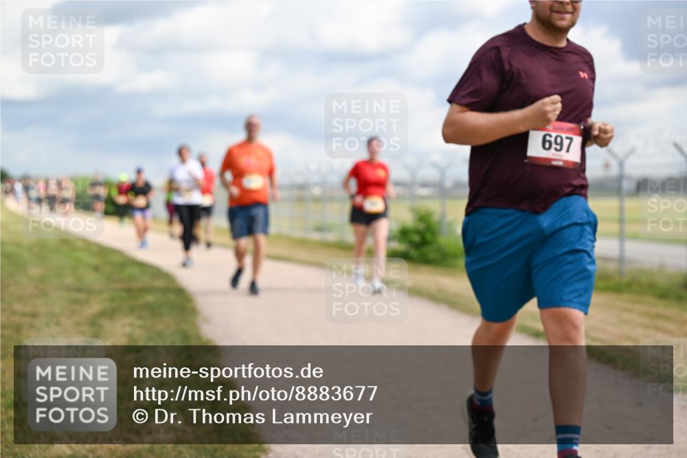 14.09.2025 - Airport Race Dr. Thomas Lammeyer http://msf.ph/oto/8883677 14.09.2025 12:37:52 Laufen 697 meine-sportfotos.de