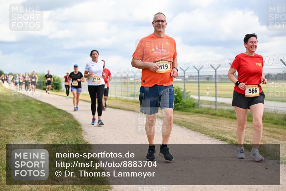 14.09.2025 - Airport Race Dr. Thomas Lammeyer http://msf.ph/oto/8883704 14.09.2025 12:37:54 Laufen 2184, 19, 566 meine-sportfotos.de