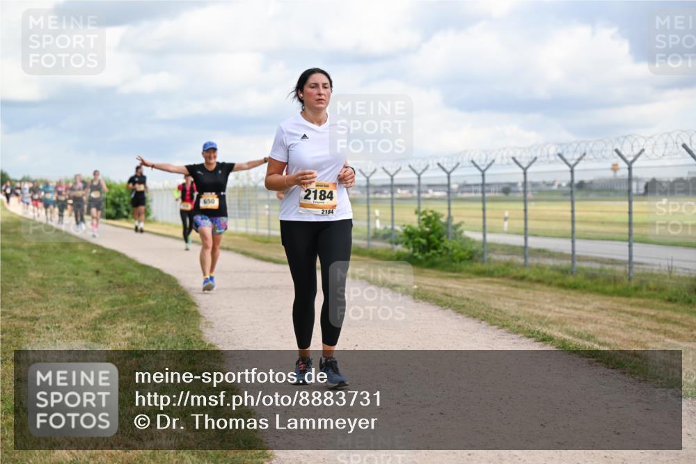 14.09.2025 - Airport Race Dr. Thomas Lammeyer http://msf.ph/oto/8883731 14.09.2025 12:37:56 Laufen 650, 2184, 2184 meine-sportfotos.de