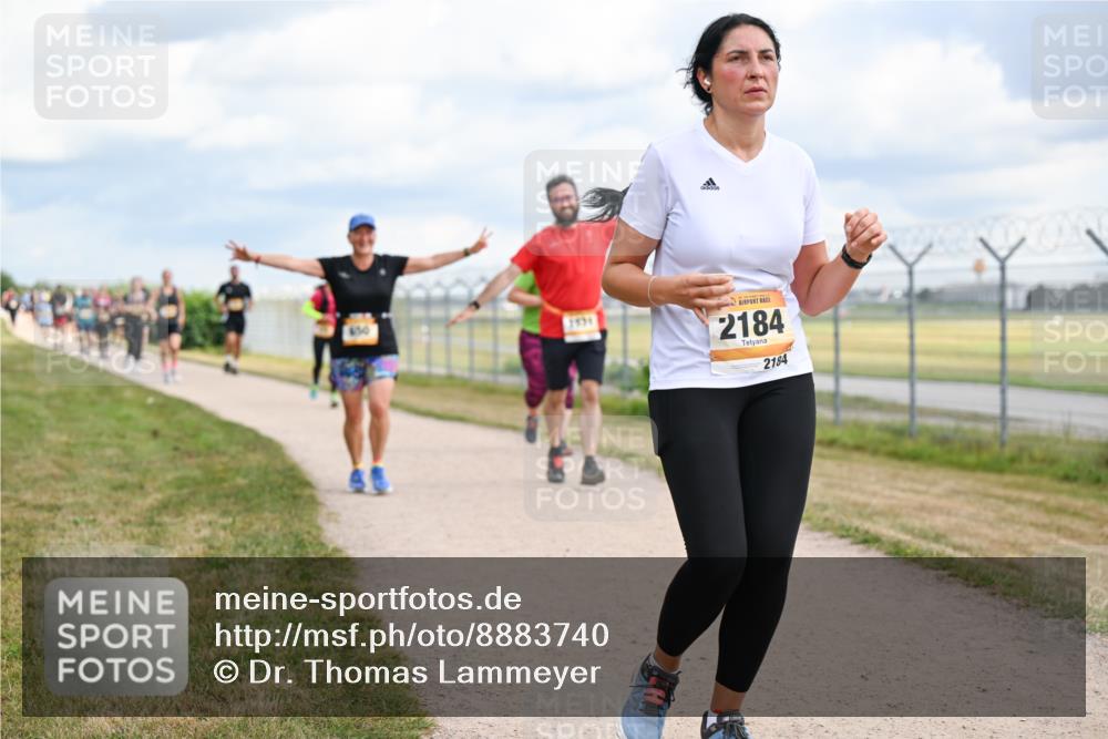 14.09.2025 - Airport Race Dr. Thomas Lammeyer http://msf.ph/oto/8883740 14.09.2025 12:37:57 Laufen 2184, 2184 meine-sportfotos.de