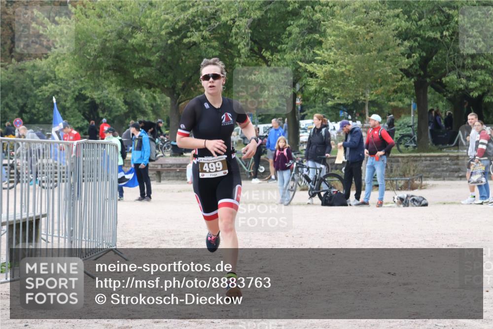14.09.2025 - Stadtparktriathlon Strokosch-Dieckow http://msf.ph/oto/8883763 14.09.2025 10:17:53 Ziel 499 meine-sportfotos.de