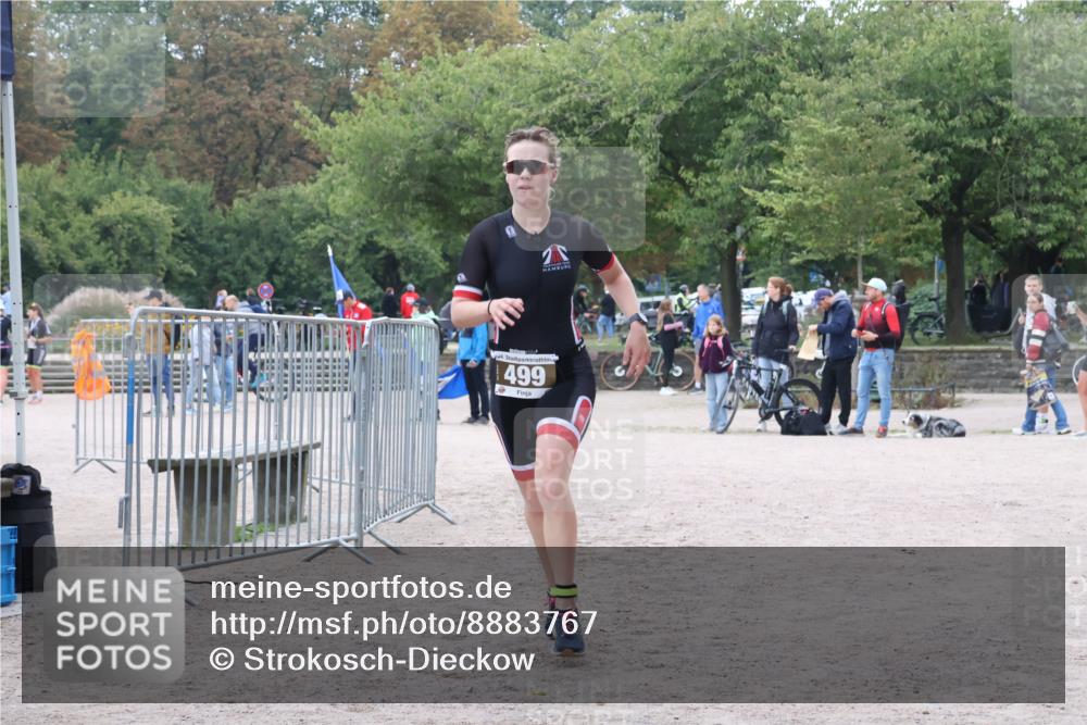14.09.2025 - Stadtparktriathlon Strokosch-Dieckow http://msf.ph/oto/8883767 14.09.2025 10:17:54 Ziel 499 meine-sportfotos.de
