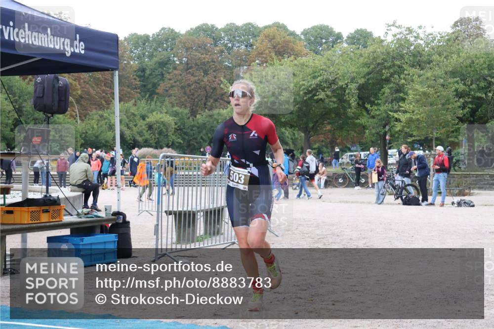 14.09.2025 - Stadtparktriathlon Strokosch-Dieckow http://msf.ph/oto/8883783 14.09.2025 10:18:08 Ziel 503 meine-sportfotos.de