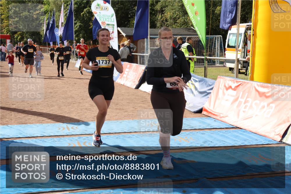 14.09.2025 - Airport Race Strokosch-Dieckow http://msf.ph/oto/8883801 14.09.2025 12:47:06 Ziel 51, 351, 685, 695, 766, 1037, 1273, 1577, 1737, 1852, 4223 meine-sportfotos.de