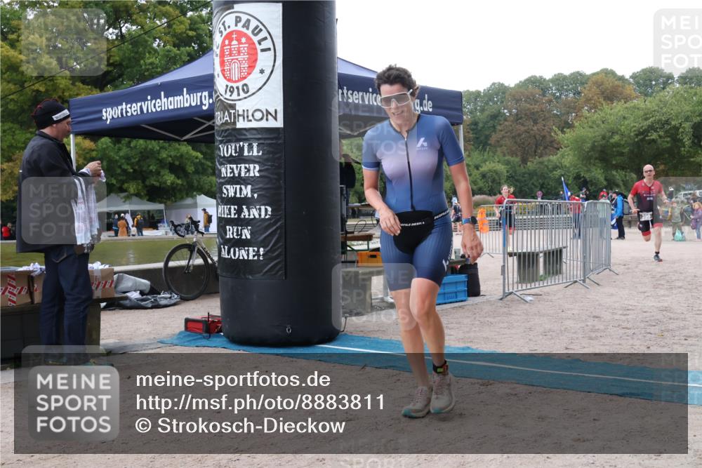 14.09.2025 - Stadtparktriathlon Strokosch-Dieckow http://msf.ph/oto/8883811 14.09.2025 10:18:29 Ziel 395, 464, 482 meine-sportfotos.de