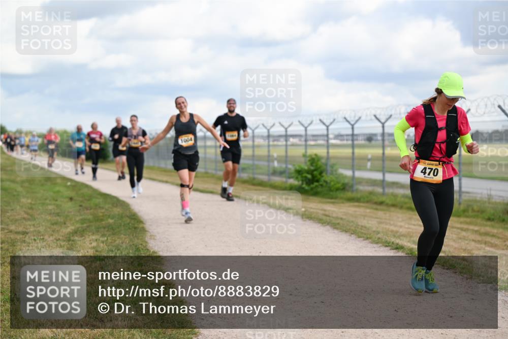 14.09.2025 - Airport Race Dr. Thomas Lammeyer http://msf.ph/oto/8883829 14.09.2025 12:38:05 Laufen 1004, 470 meine-sportfotos.de