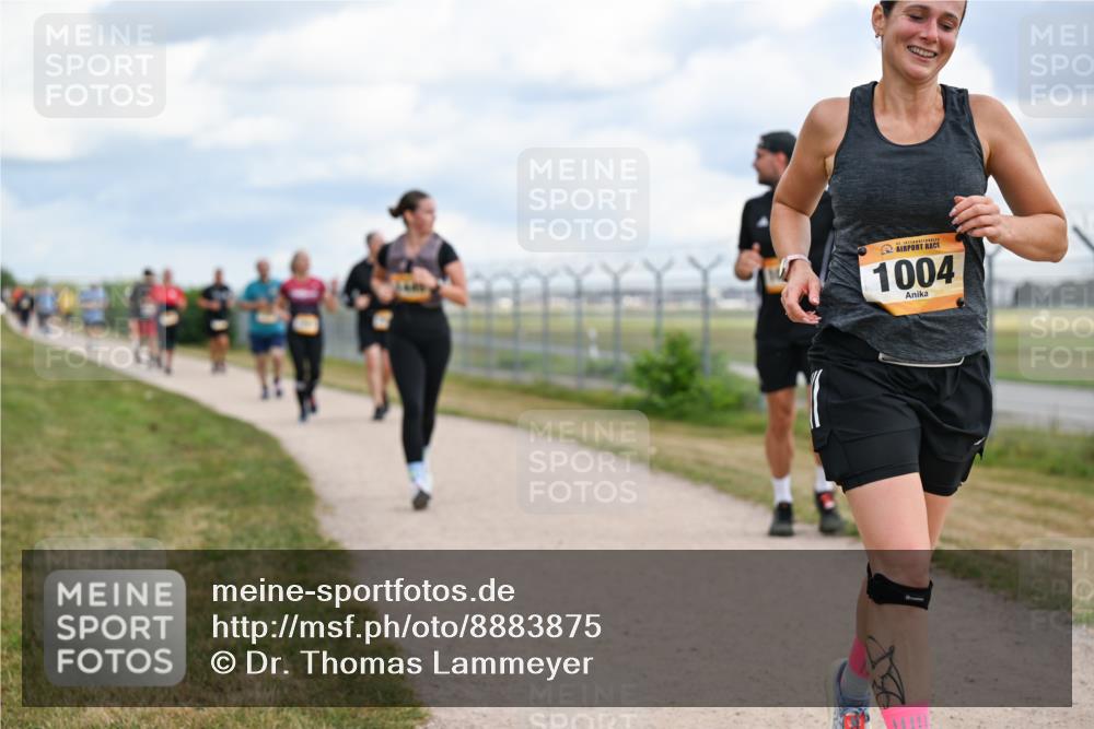 14.09.2025 - Airport Race Dr. Thomas Lammeyer http://msf.ph/oto/8883875 14.09.2025 12:38:09 Laufen 1004 meine-sportfotos.de