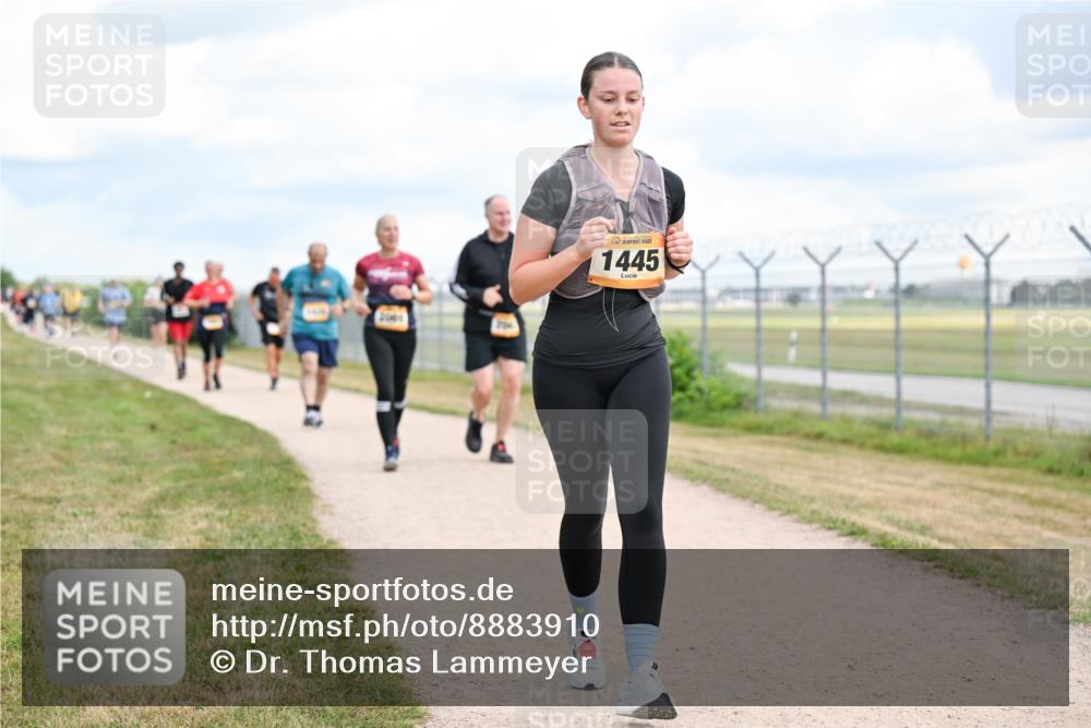 14.09.2025 - Airport Race Dr. Thomas Lammeyer http://msf.ph/oto/8883910 14.09.2025 12:38:11 Laufen 1445 meine-sportfotos.de