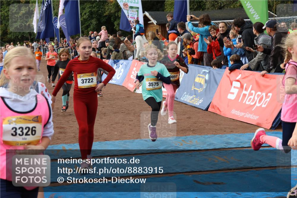 14.09.2025 - Airport Race Strokosch-Dieckow http://msf.ph/oto/8883915 14.09.2025 10:29:01 Ziel 3025, 3051, 3052, 3058, 3062, 3097, 3116, 3118, 3152, 3202, 3231, 3263, 3326, 3329, 3331, 3341, 3352, 3387, 3475, 3479, 3490, 3575, 3580, 3581, 3589, 3606, 3722, 3724 meine-sportfotos.de