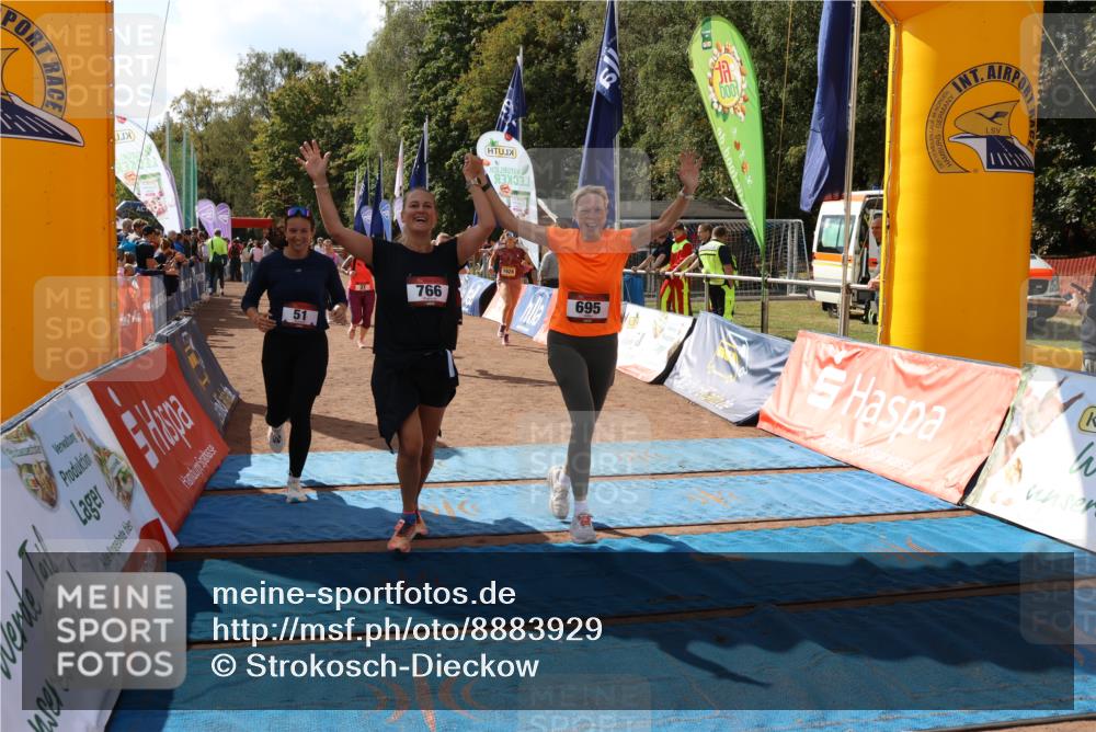 14.09.2025 - Airport Race Strokosch-Dieckow http://msf.ph/oto/8883929 14.09.2025 12:47:15 Ziel 37, 51, 580, 695, 766, 1037, 1081, 1206, 1273, 4029 meine-sportfotos.de