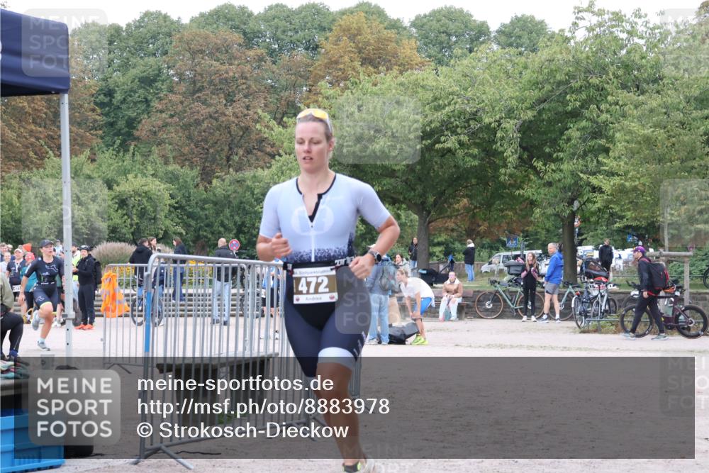14.09.2025 - Stadtparktriathlon Strokosch-Dieckow http://msf.ph/oto/8883978 14.09.2025 10:21:53 Ziel 472, 477, 495 meine-sportfotos.de