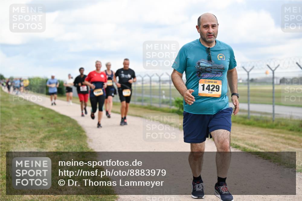 14.09.2025 - Airport Race Dr. Thomas Lammeyer http://msf.ph/oto/8883979 14.09.2025 12:38:16 Laufen 1429 meine-sportfotos.de