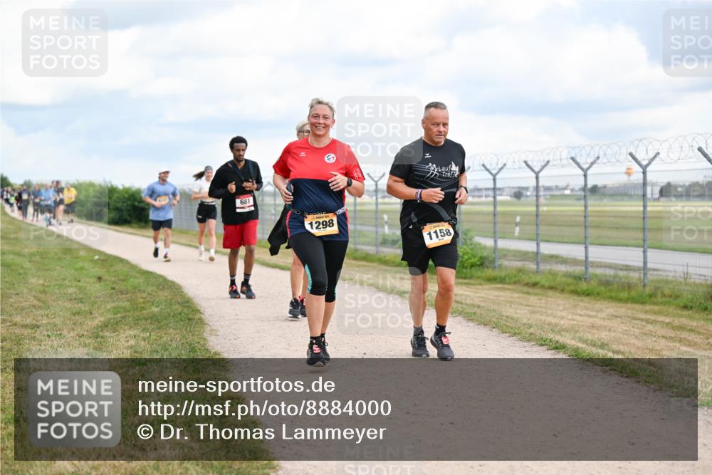 14.09.2025 - Airport Race Dr. Thomas Lammeyer http://msf.ph/oto/8884000 14.09.2025 12:38:19 Laufen 681, 1298, 1158 meine-sportfotos.de