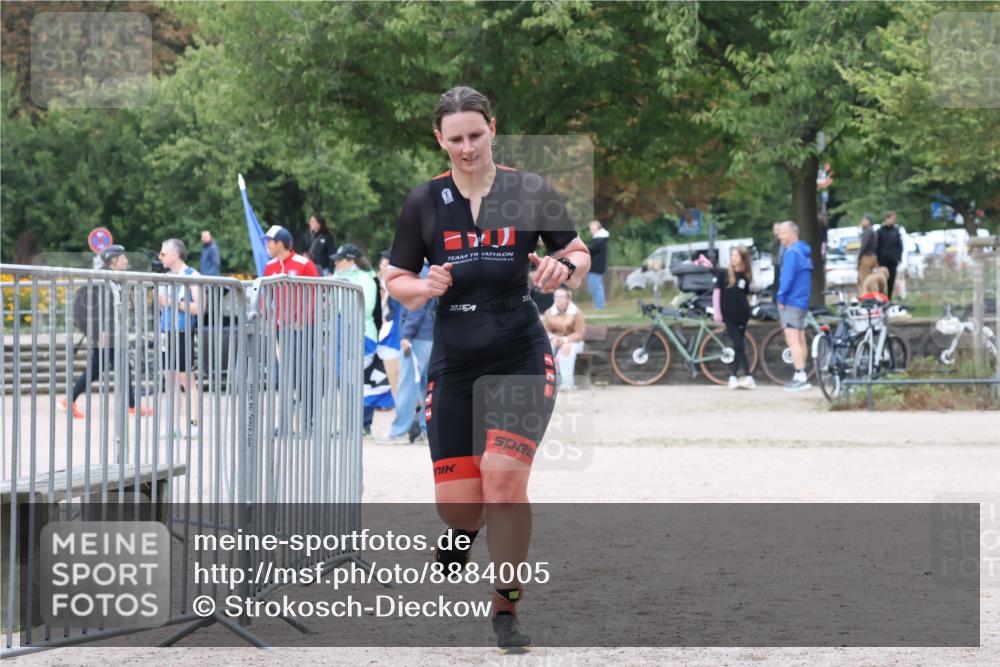 14.09.2025 - Stadtparktriathlon Strokosch-Dieckow http://msf.ph/oto/8884005 14.09.2025 10:21:59 Ziel 472, 483, 495 meine-sportfotos.de