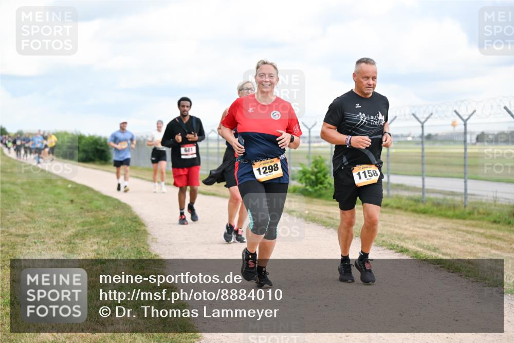 14.09.2025 - Airport Race Dr. Thomas Lammeyer http://msf.ph/oto/8884010 14.09.2025 12:38:20 Laufen 681, 1298, 1158 meine-sportfotos.de