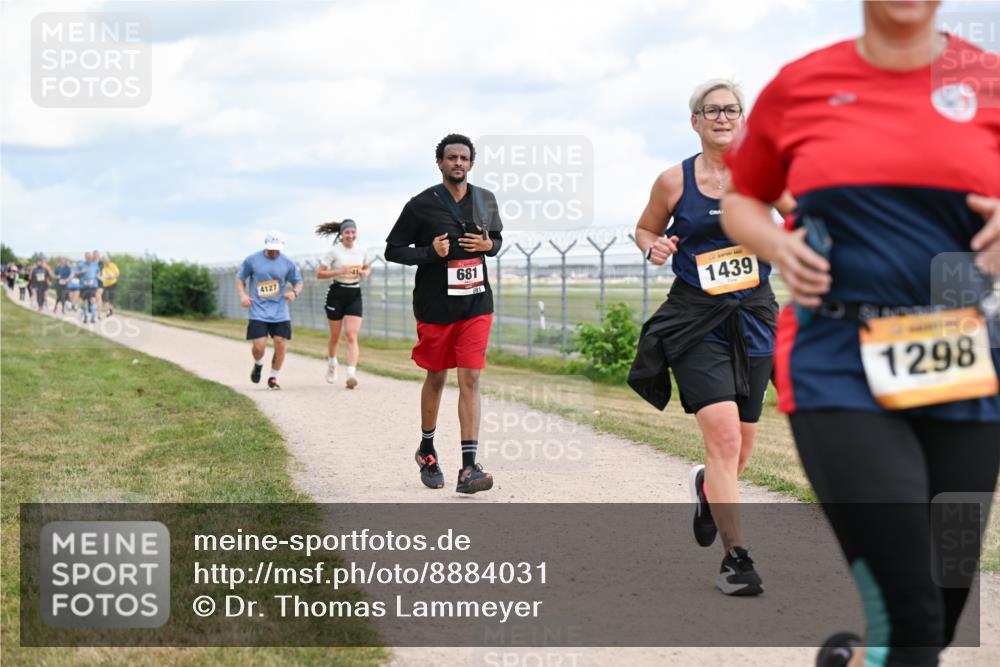 14.09.2025 - Airport Race Dr. Thomas Lammeyer http://msf.ph/oto/8884031 14.09.2025 12:38:21 Laufen 4127, 681, 681, 1439, 1298 meine-sportfotos.de