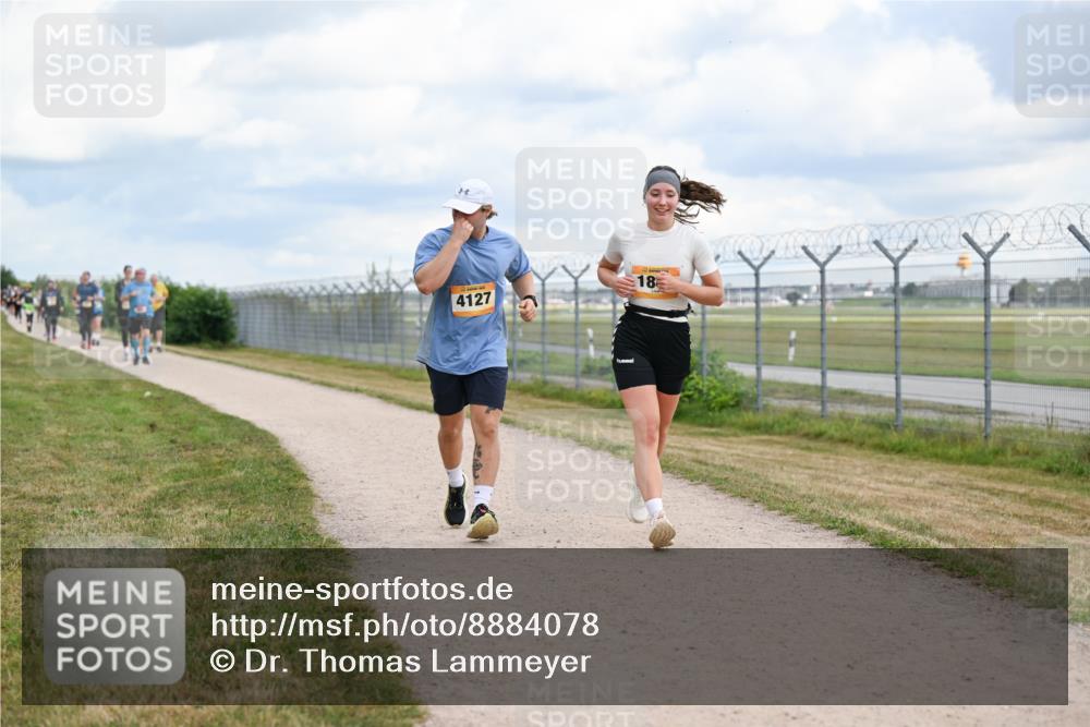 14.09.2025 - Airport Race Dr. Thomas Lammeyer http://msf.ph/oto/8884078 14.09.2025 12:38:25 Laufen 4127, 18 meine-sportfotos.de