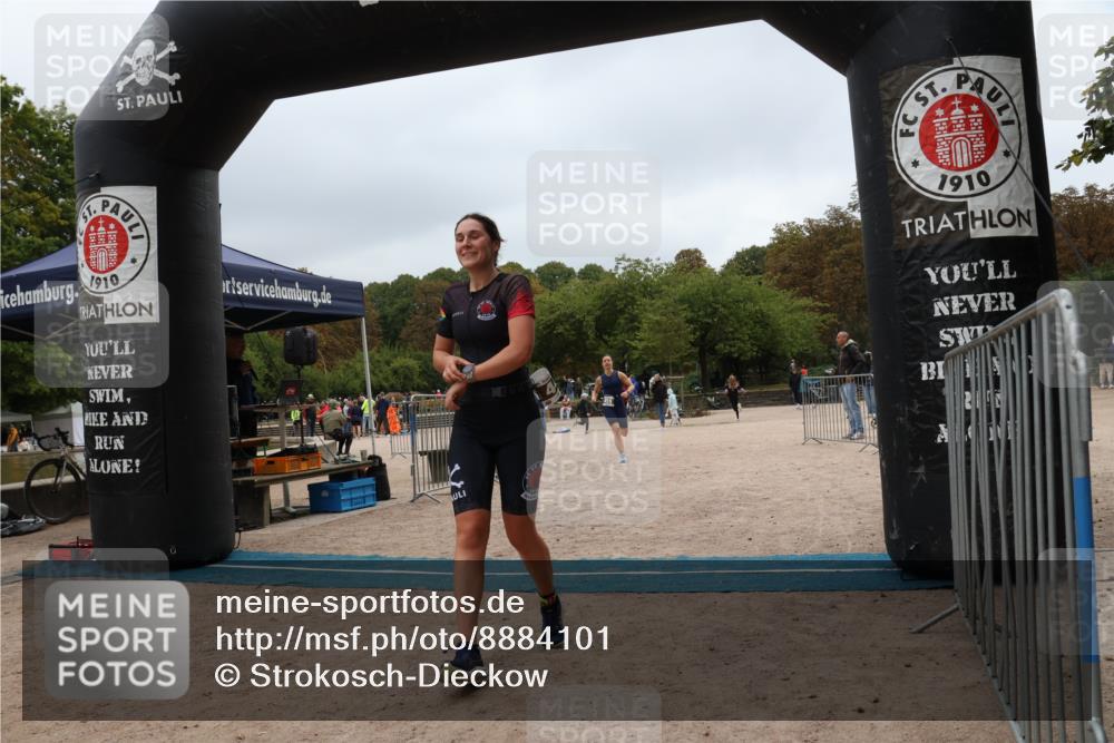 14.09.2025 - Stadtparktriathlon Strokosch-Dieckow http://msf.ph/oto/8884101 14.09.2025 10:25:01 Ziel 448, 459 meine-sportfotos.de