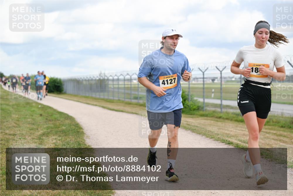 14.09.2025 - Airport Race Dr. Thomas Lammeyer http://msf.ph/oto/8884102 14.09.2025 12:38:27 Laufen 4127, 18 meine-sportfotos.de