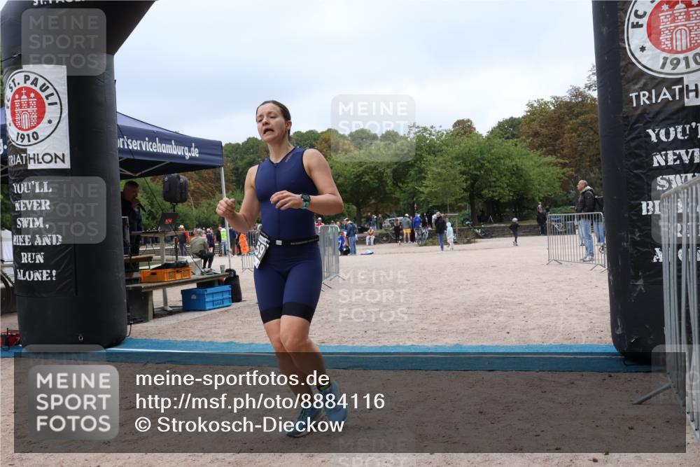14.09.2025 - Stadtparktriathlon Strokosch-Dieckow http://msf.ph/oto/8884116 14.09.2025 10:25:04 Ziel 448, 459 meine-sportfotos.de