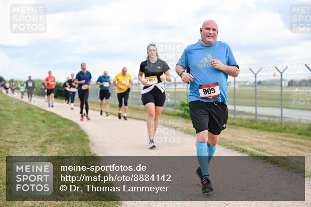14.09.2025 - Airport Race Dr. Thomas Lammeyer http://msf.ph/oto/8884142 14.09.2025 12:38:39 Laufen 1951, 905 meine-sportfotos.de