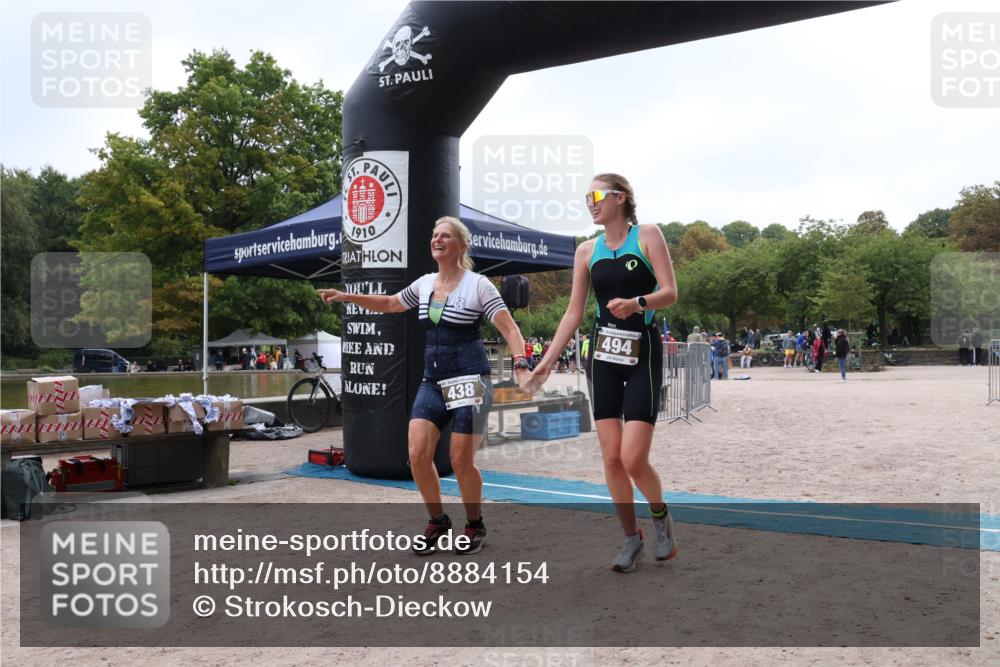 14.09.2025 - Stadtparktriathlon Strokosch-Dieckow http://msf.ph/oto/8884154 14.09.2025 10:26:26 Ziel 438, 494 meine-sportfotos.de