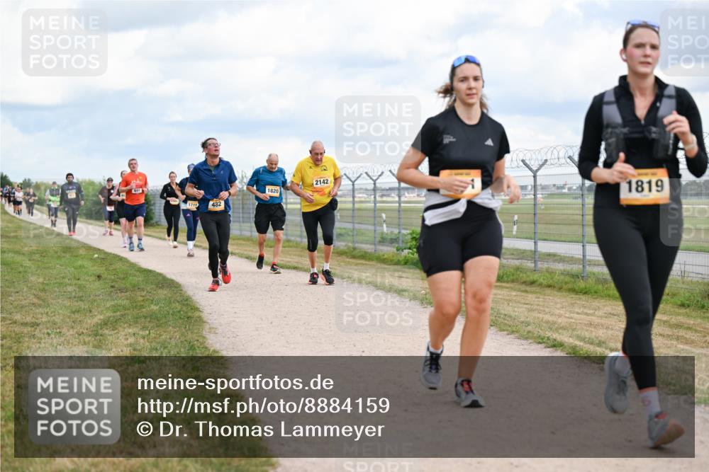 14.09.2025 - Airport Race Dr. Thomas Lammeyer http://msf.ph/oto/8884159 14.09.2025 12:38:40 Laufen 691, 1719, 482, 1820, 2142, 1819 meine-sportfotos.de