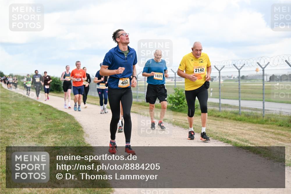 14.09.2025 - Airport Race Dr. Thomas Lammeyer http://msf.ph/oto/8884205 14.09.2025 12:38:44 Laufen 1719, 482, 1820, 2142 meine-sportfotos.de