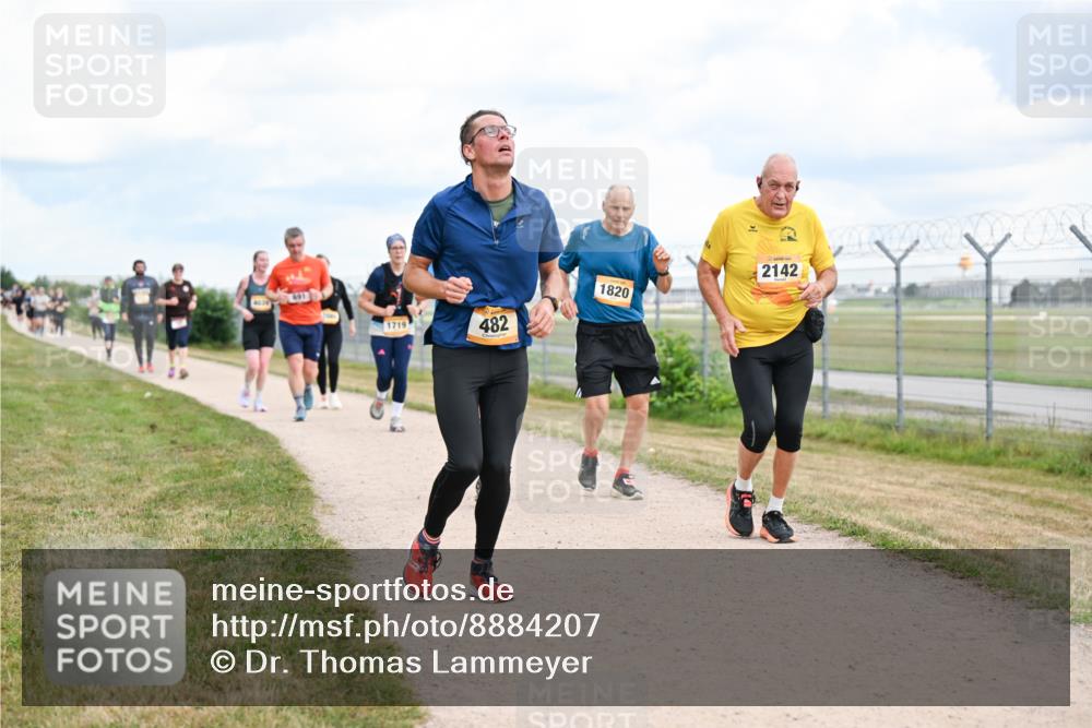 14.09.2025 - Airport Race Dr. Thomas Lammeyer http://msf.ph/oto/8884207 14.09.2025 12:38:44 Laufen 1719, 482, 1820, 2142 meine-sportfotos.de