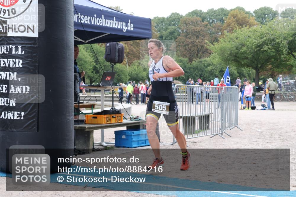 14.09.2025 - Stadtparktriathlon Strokosch-Dieckow http://msf.ph/oto/8884216 14.09.2025 10:27:32 Ziel 505 meine-sportfotos.de
