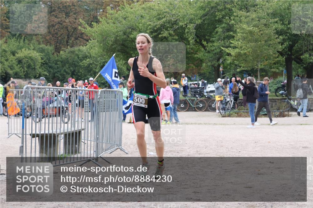 14.09.2025 - Stadtparktriathlon Strokosch-Dieckow http://msf.ph/oto/8884230 14.09.2025 10:28:09 Ziel 500 meine-sportfotos.de