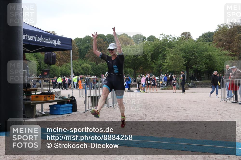 14.09.2025 - Stadtparktriathlon Strokosch-Dieckow http://msf.ph/oto/8884258 14.09.2025 10:28:19 Ziel 504 meine-sportfotos.de