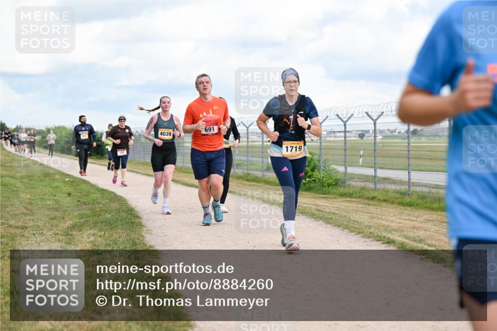 14.09.2025 - Airport Race Dr. Thomas Lammeyer http://msf.ph/oto/8884260 14.09.2025 12:38:48 Laufen 973, 4039, 691, 80, 1719 meine-sportfotos.de