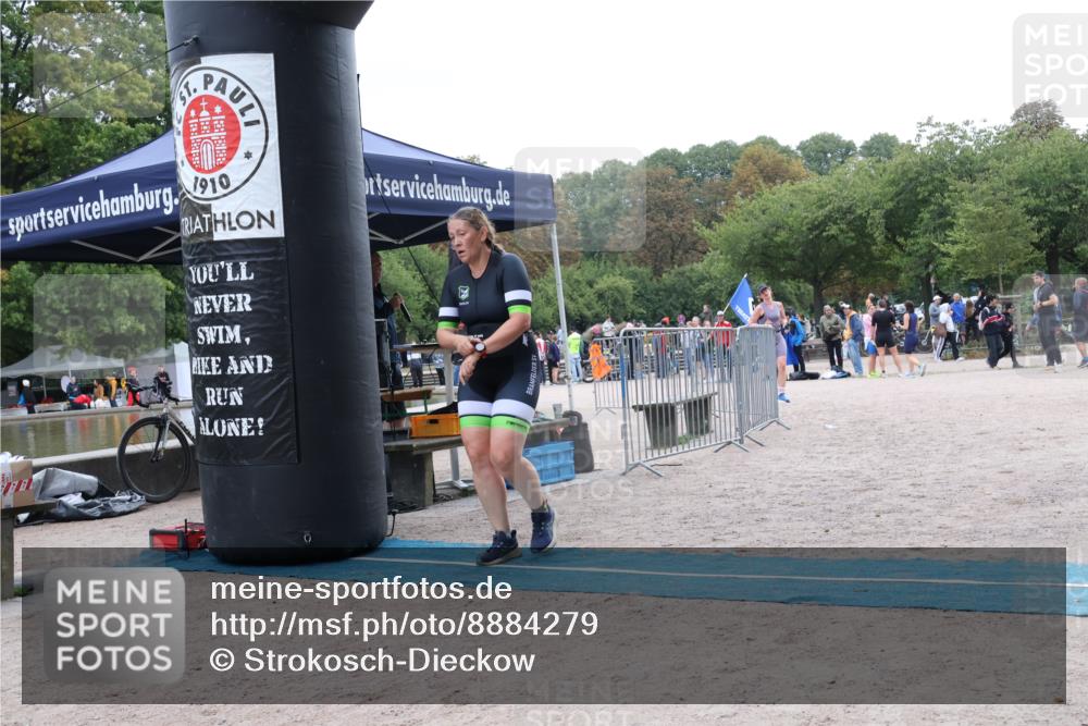 14.09.2025 - Stadtparktriathlon Strokosch-Dieckow http://msf.ph/oto/8884279 14.09.2025 10:28:31 Ziel 445, 467 meine-sportfotos.de