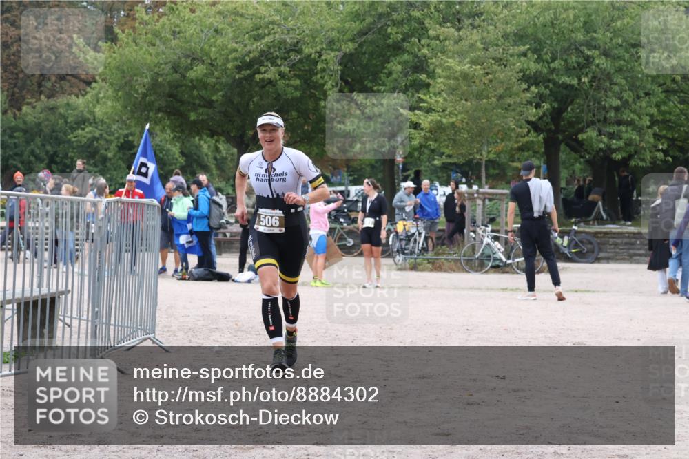 14.09.2025 - Stadtparktriathlon Strokosch-Dieckow http://msf.ph/oto/8884302 14.09.2025 10:28:58 Ziel 506 meine-sportfotos.de