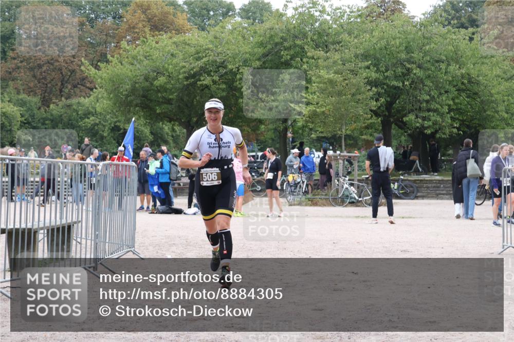 14.09.2025 - Stadtparktriathlon Strokosch-Dieckow http://msf.ph/oto/8884305 14.09.2025 10:28:58 Ziel 506 meine-sportfotos.de