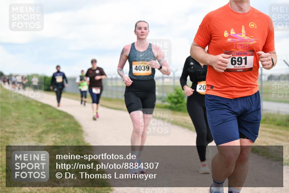 14.09.2025 - Airport Race Dr. Thomas Lammeyer http://msf.ph/oto/8884307 14.09.2025 12:38:51 Laufen 4039, 20, 16434, 691 meine-sportfotos.de