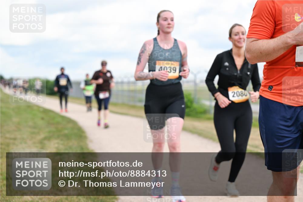14.09.2025 - Airport Race Dr. Thomas Lammeyer http://msf.ph/oto/8884313 14.09.2025 12:38:51 Laufen 4039, 2080 meine-sportfotos.de