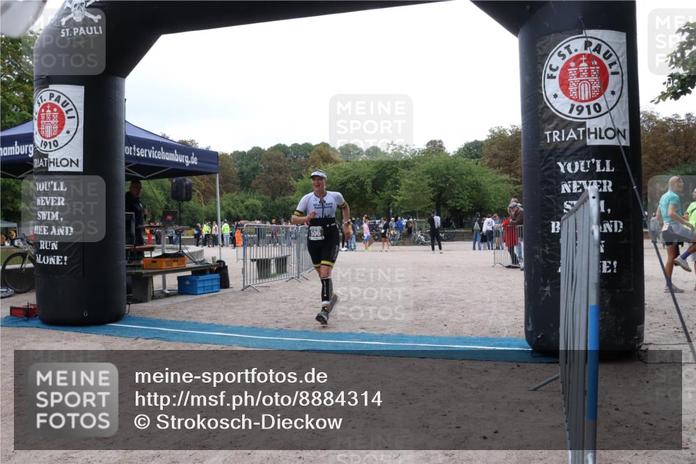 14.09.2025 - Stadtparktriathlon Strokosch-Dieckow http://msf.ph/oto/8884314 14.09.2025 10:29:00 Ziel 506 meine-sportfotos.de