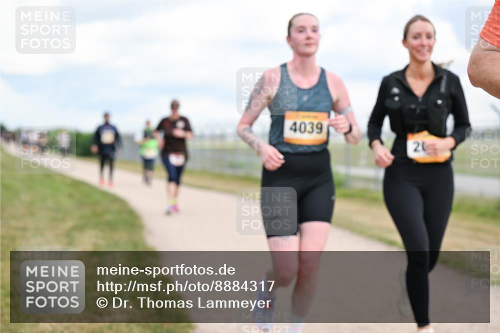 14.09.2025 - Airport Race Dr. Thomas Lammeyer http://msf.ph/oto/8884317 14.09.2025 12:38:52 Laufen 4039, 20 meine-sportfotos.de